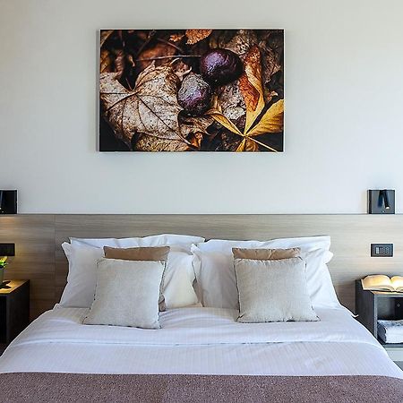 Chiabot Langhe Apartman Roddino Kültér fotó