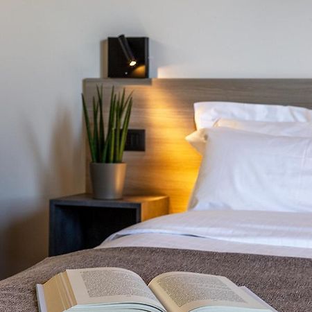 Chiabot Langhe Apartman Roddino Kültér fotó
