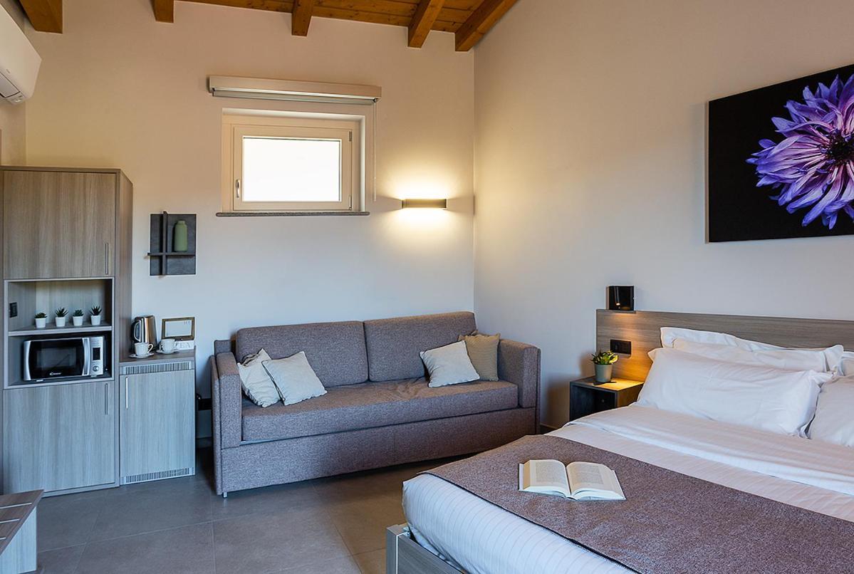 Chiabot Langhe Apartman Roddino Kültér fotó